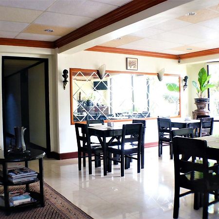 Zen Rooms Vest Grand Suites Bohol Тагбіларан Екстер'єр фото