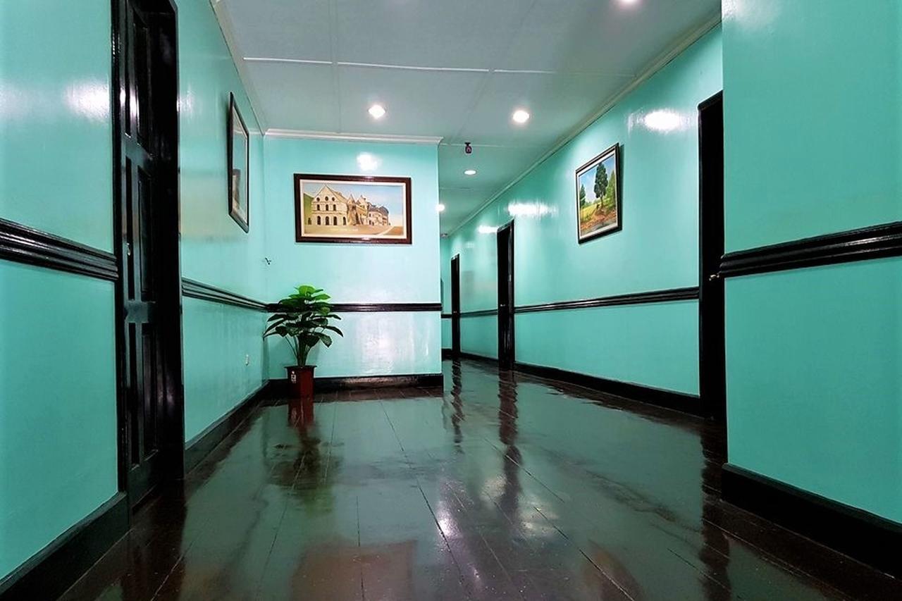 Zen Rooms Vest Grand Suites Bohol Тагбіларан Екстер'єр фото